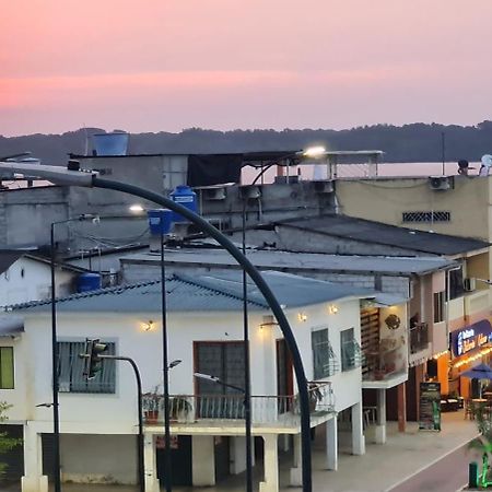 Hostal Solar Del Puerto Machala Buitenkant foto