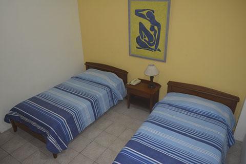 Hostal Solar Del Puerto Machala Buitenkant foto